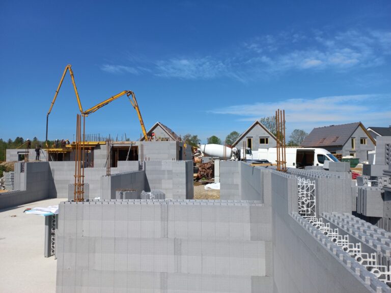 Slider - odprto gradbišče