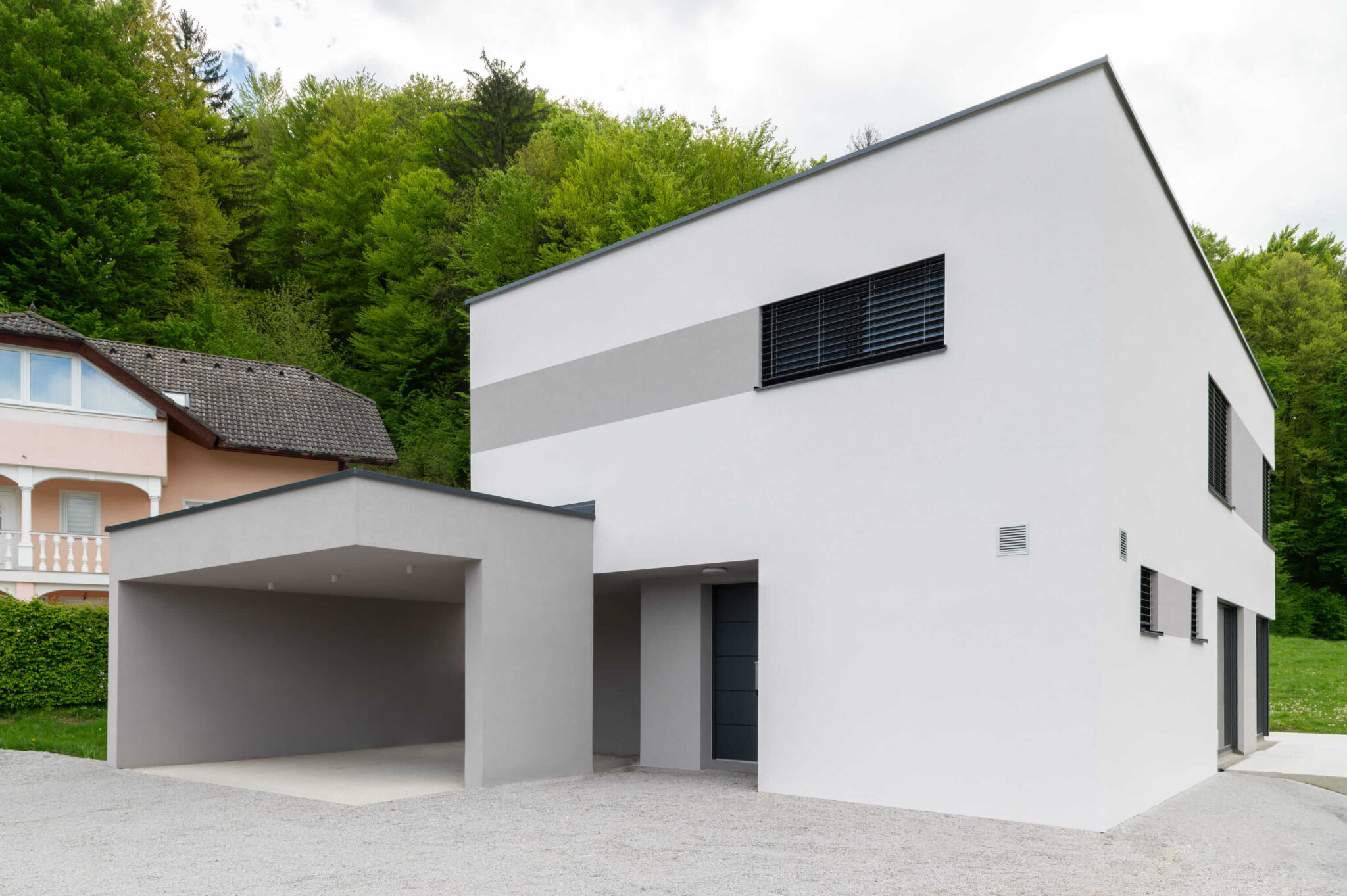 Profesionalna fotografija JUBHome hiše na ključ na Škofljici