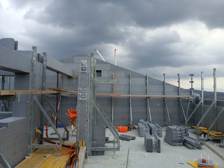 JUBHome dvostanovanjski objekt na primorskem (9)