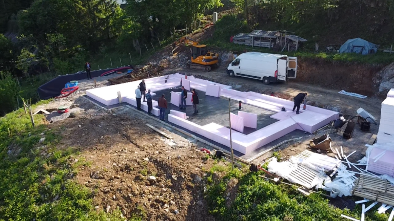 JUBHome-hisa-na-kljuc-Skofljica-1-1 (1)