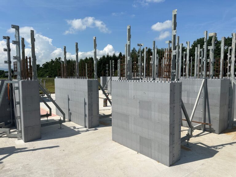 Jubhome-tipska-hisa-okolica-Brezic-4-2048x1536