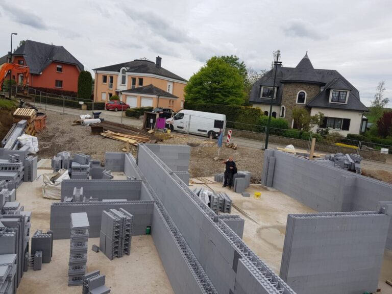 Luxemburg - JUBHome BASE in WALL 2