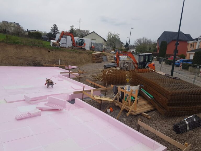 Luxemburg - JUBHome BASE in WALL